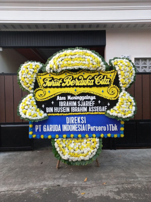 Papan Bunga Duka di Padang Jati
