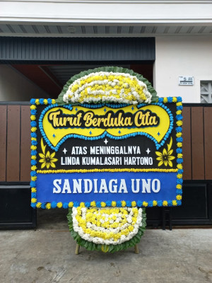 Papan Bunga Duka di Padang Jati